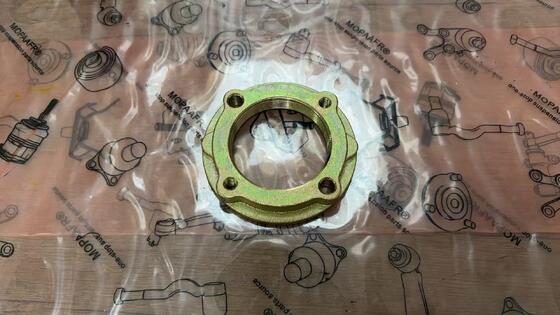 42427-37020 NUT, REAR AXLE BEARING LOCK Fits Toyota